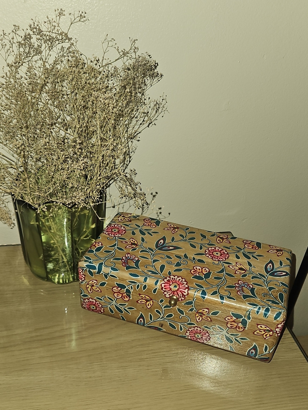 Floral Pattern Decorative Jewelry Box in Tan and Pink